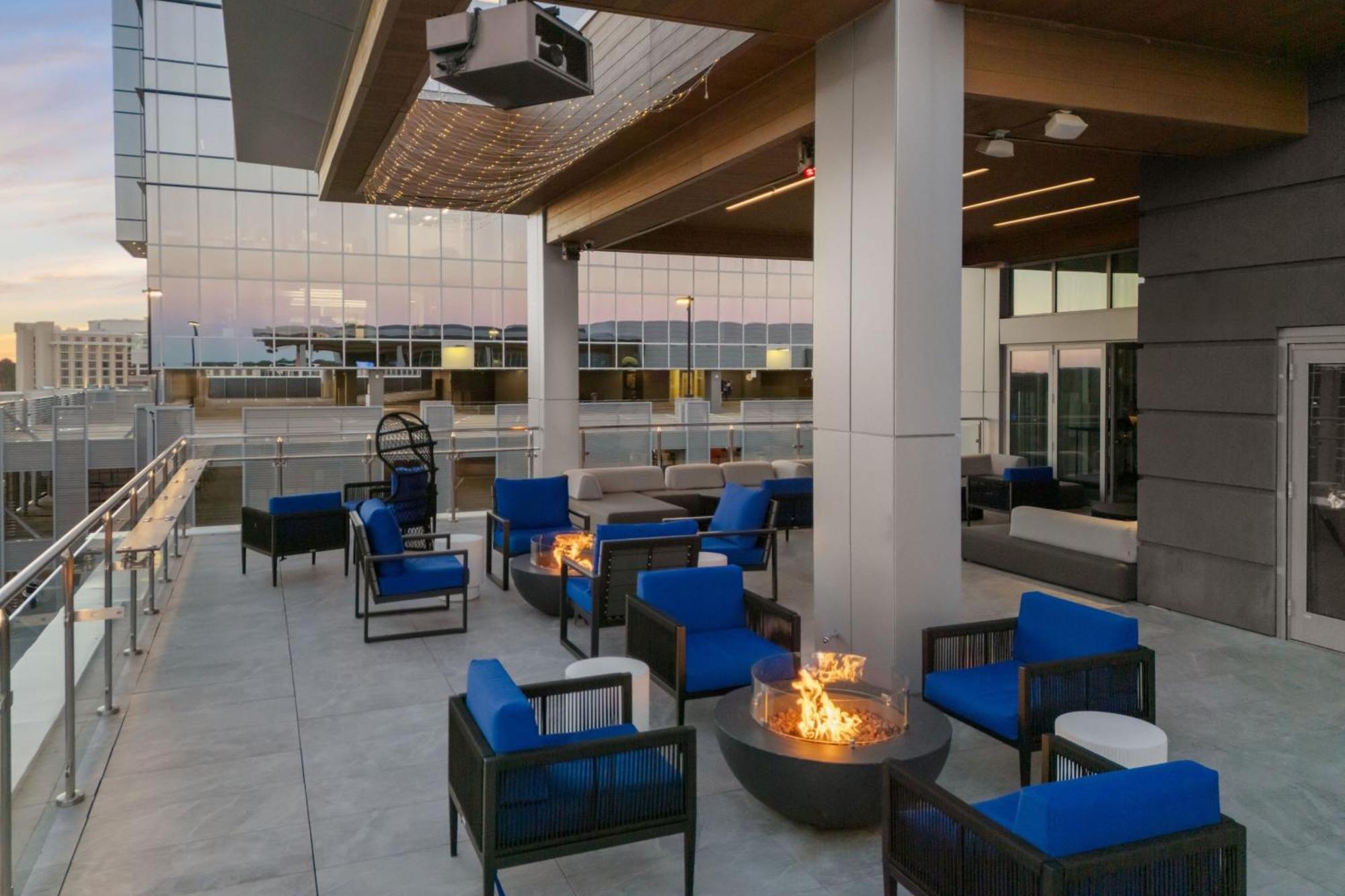 Ac By Marriott North Hills Hotel Raleigh